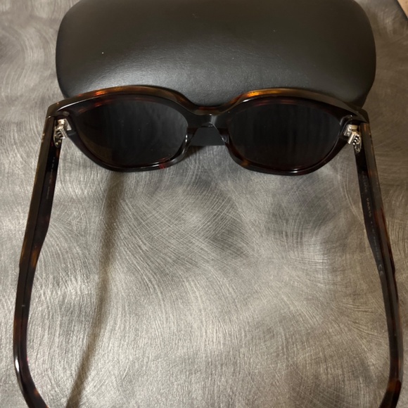 CELINE Square S167 Triomphe Logo Sunglasses in Dark Havana CL40167I - Picture 7 of 7